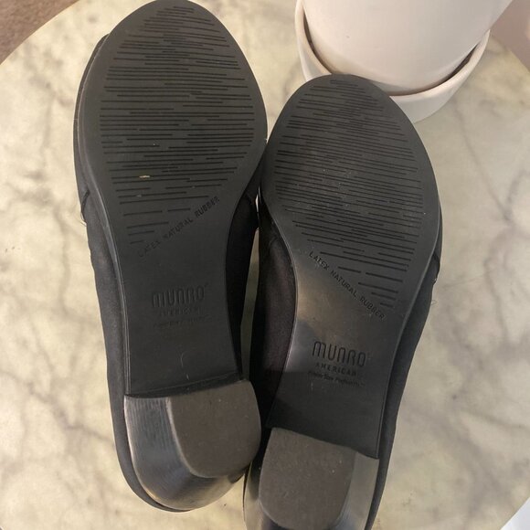 Munro Luisa Black Suede Peep Toe Booties - Picture 7 of 7